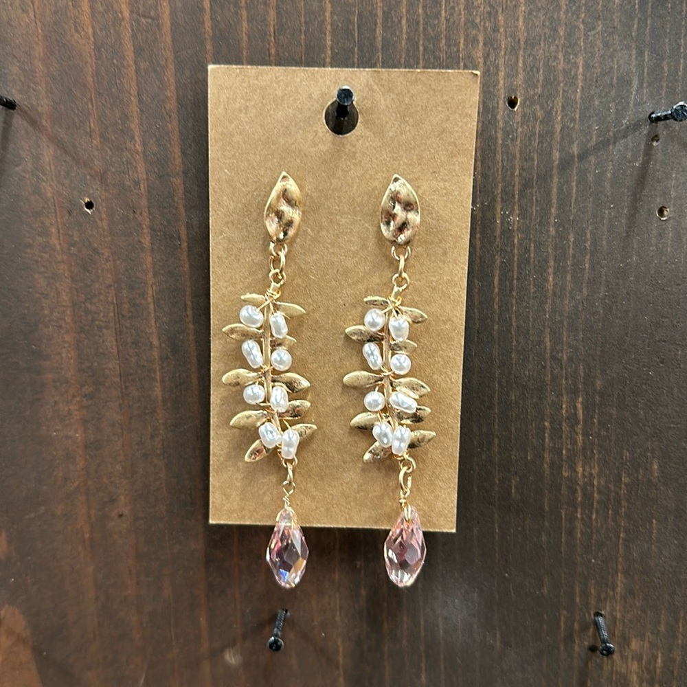 Dangle Earrings - NEW